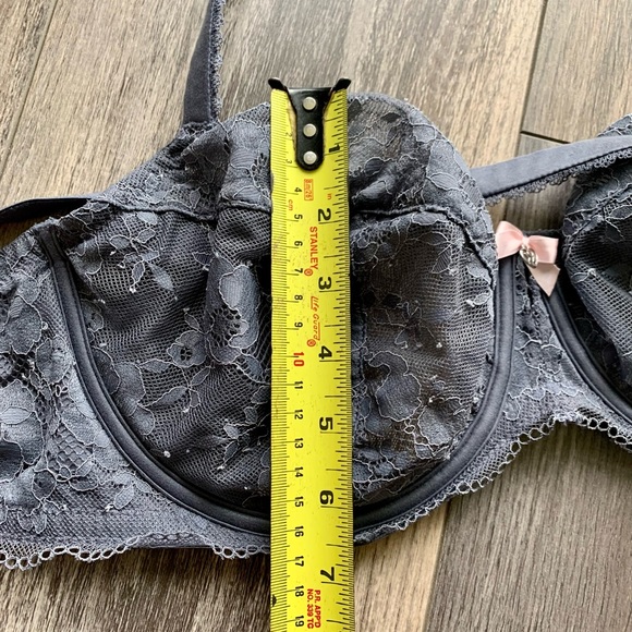 Victoria’s Secret Body by Victoria Unlined Demi Bra Size 38DDD Racer-back Lacey - Picture 8 of 9